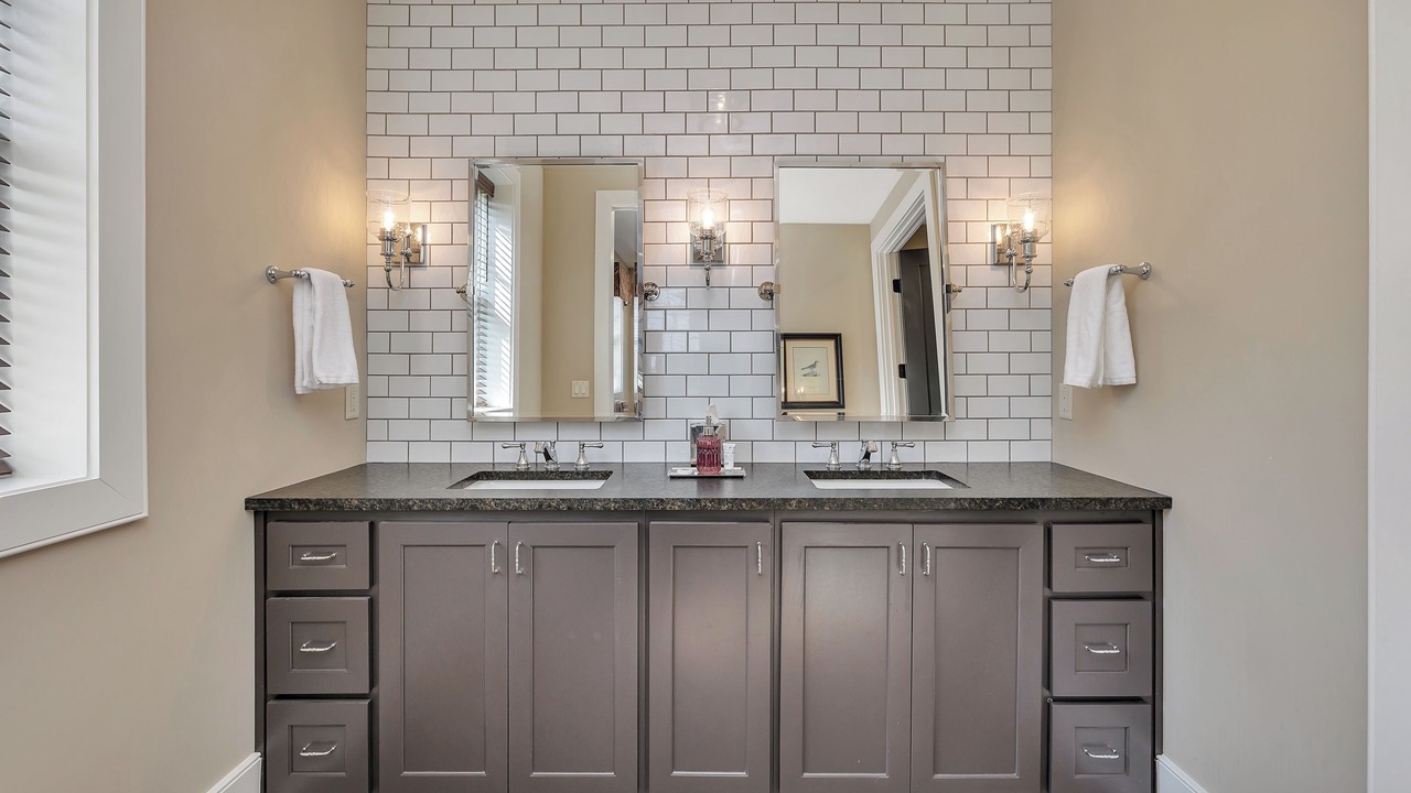 Photo of Bathroom in Nahunta