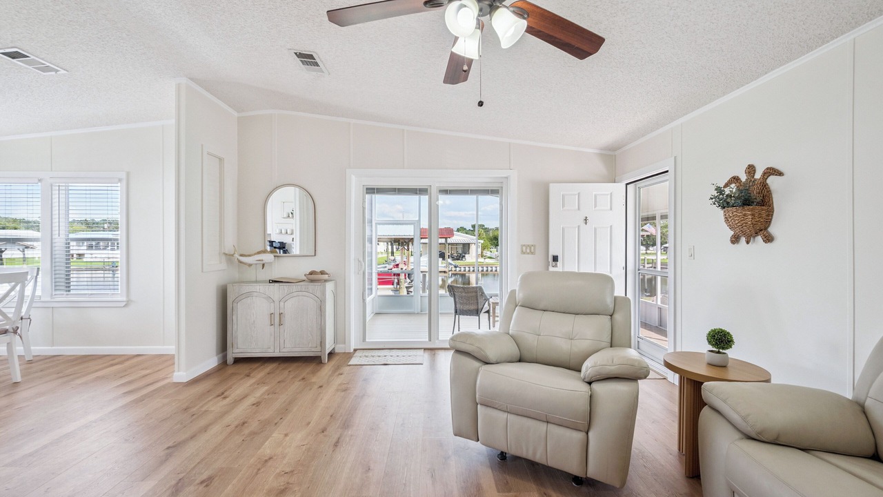 Photo of Livingroom in Welaka