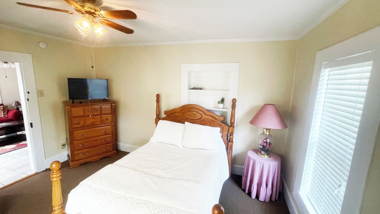 Photo of Bedroom in Bainbridge