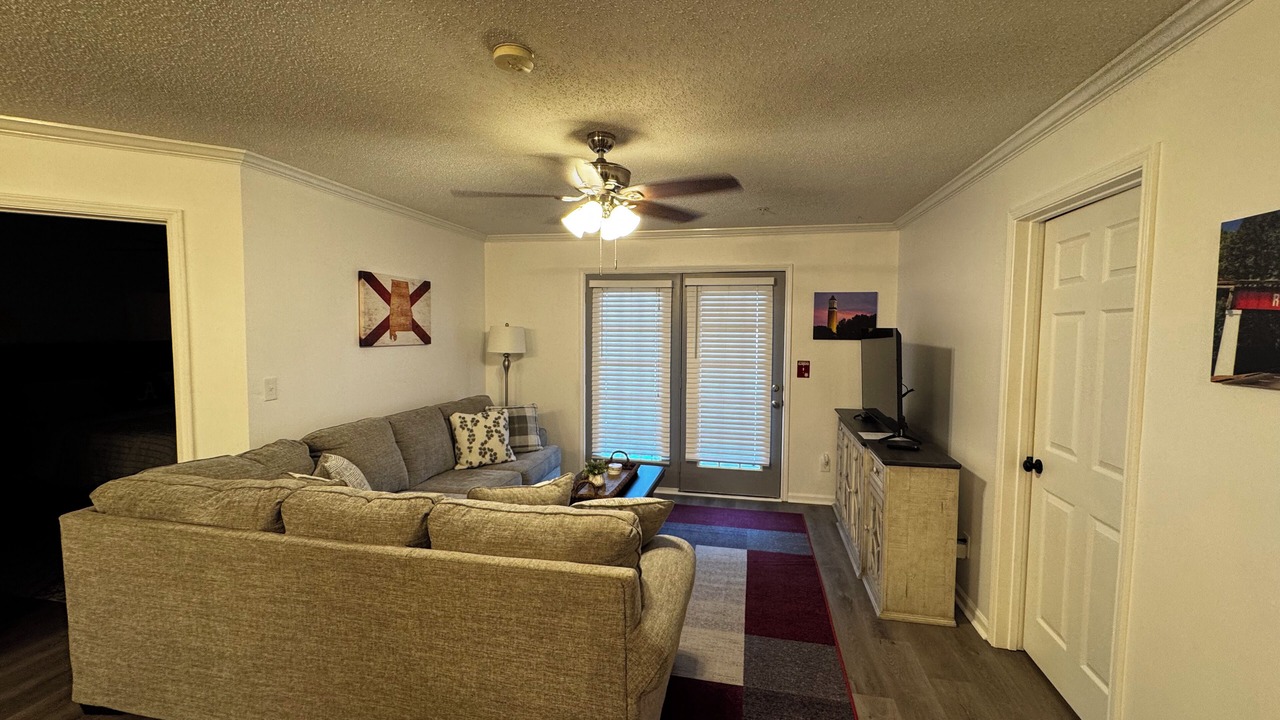 Photo of Livingroom in Tuscaloosa