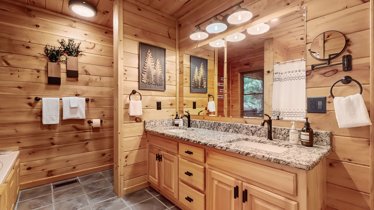 Photo of Bathroom in Ellijay