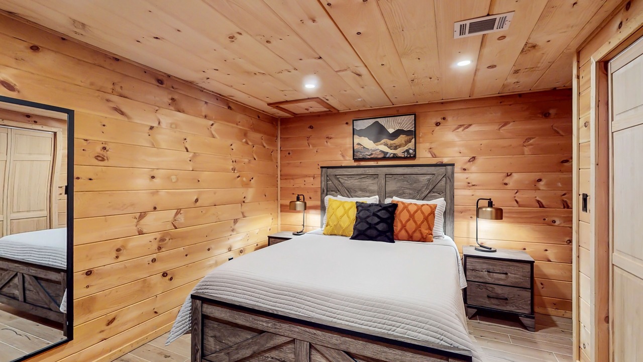 Photo of Bedroom in Ellijay
