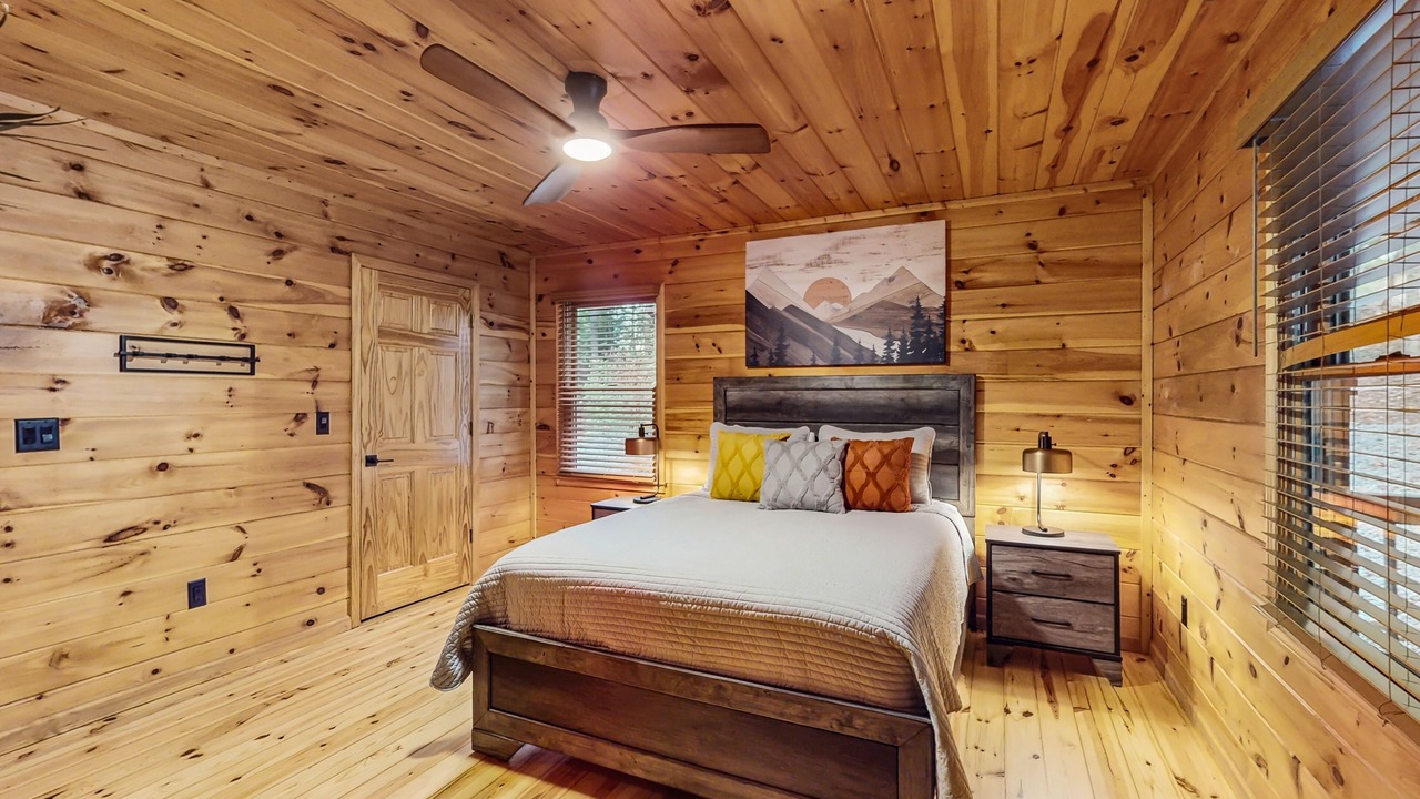 Photo of Bedroom in Ellijay