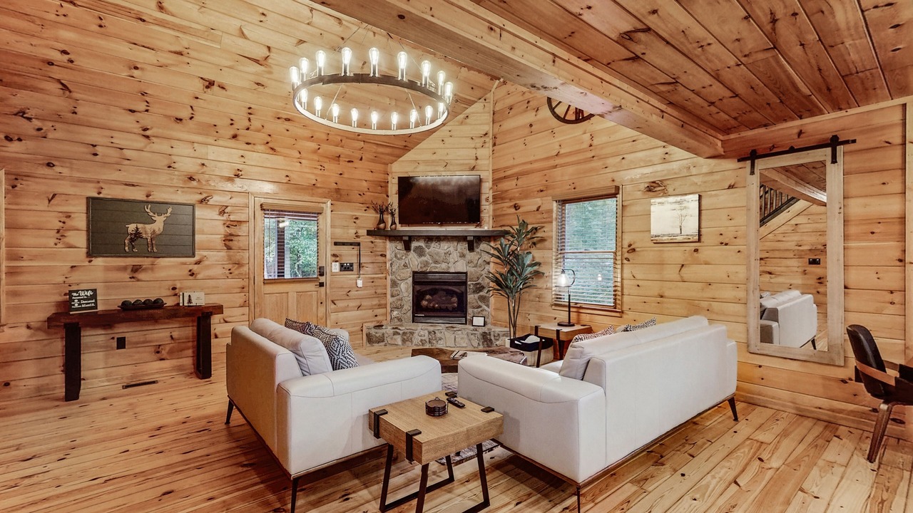 Photo of Livingroom in Ellijay