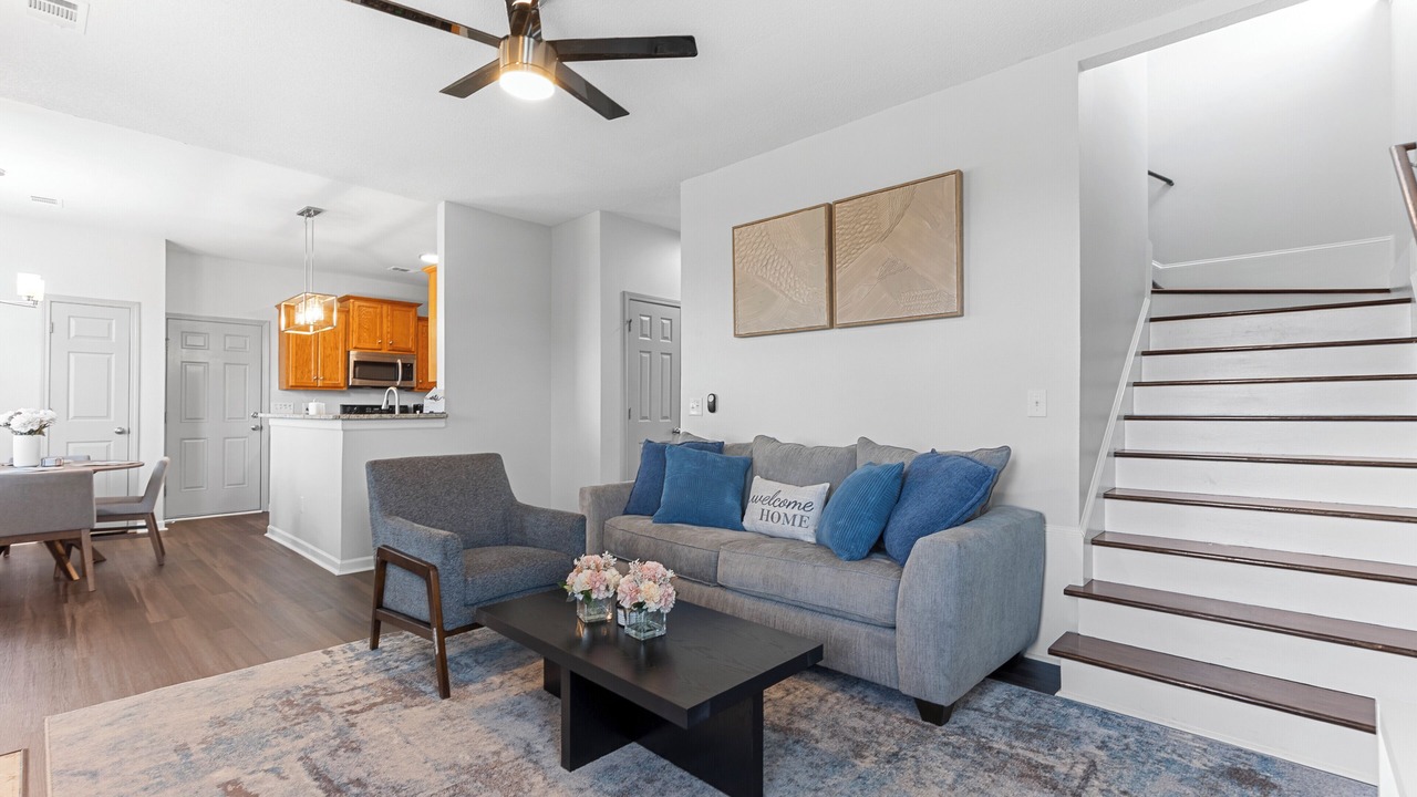 Photo of Livingroom in Warner Robins
