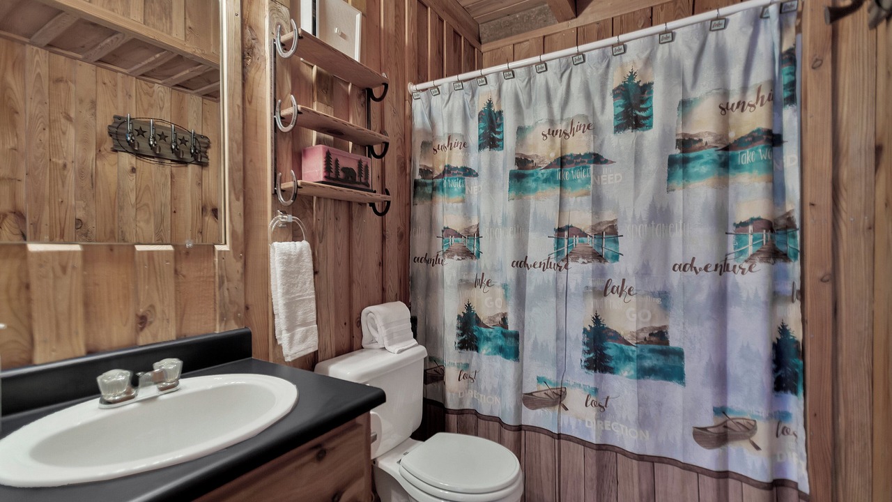 Photo of Bathroom in Six Mile