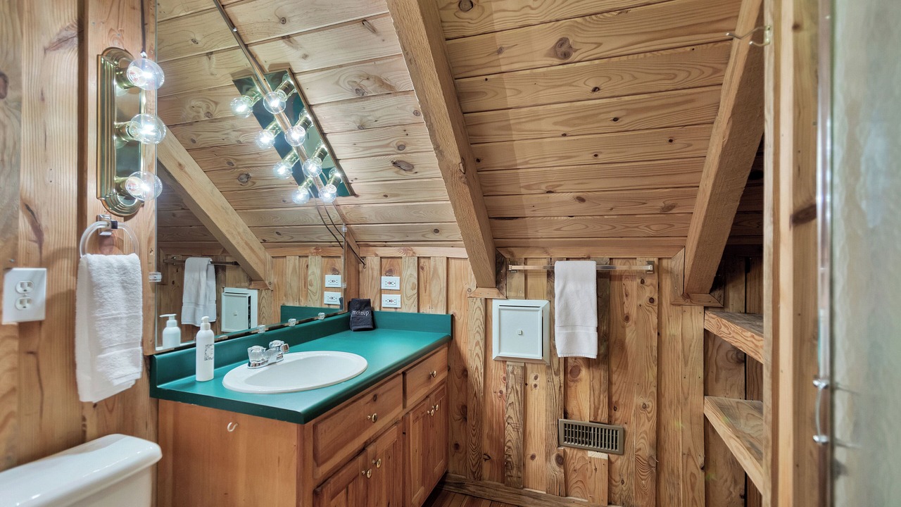 Photo of Bathroom in Six Mile