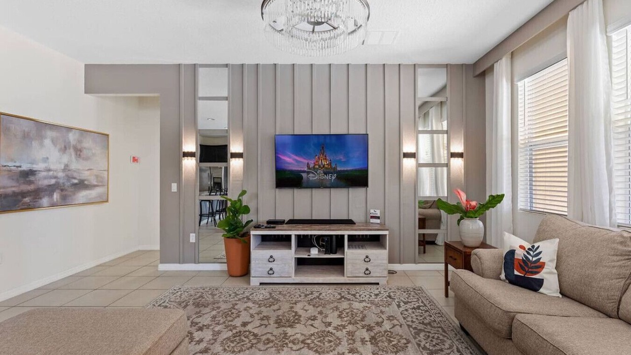 Photo of Livingroom in Loughman