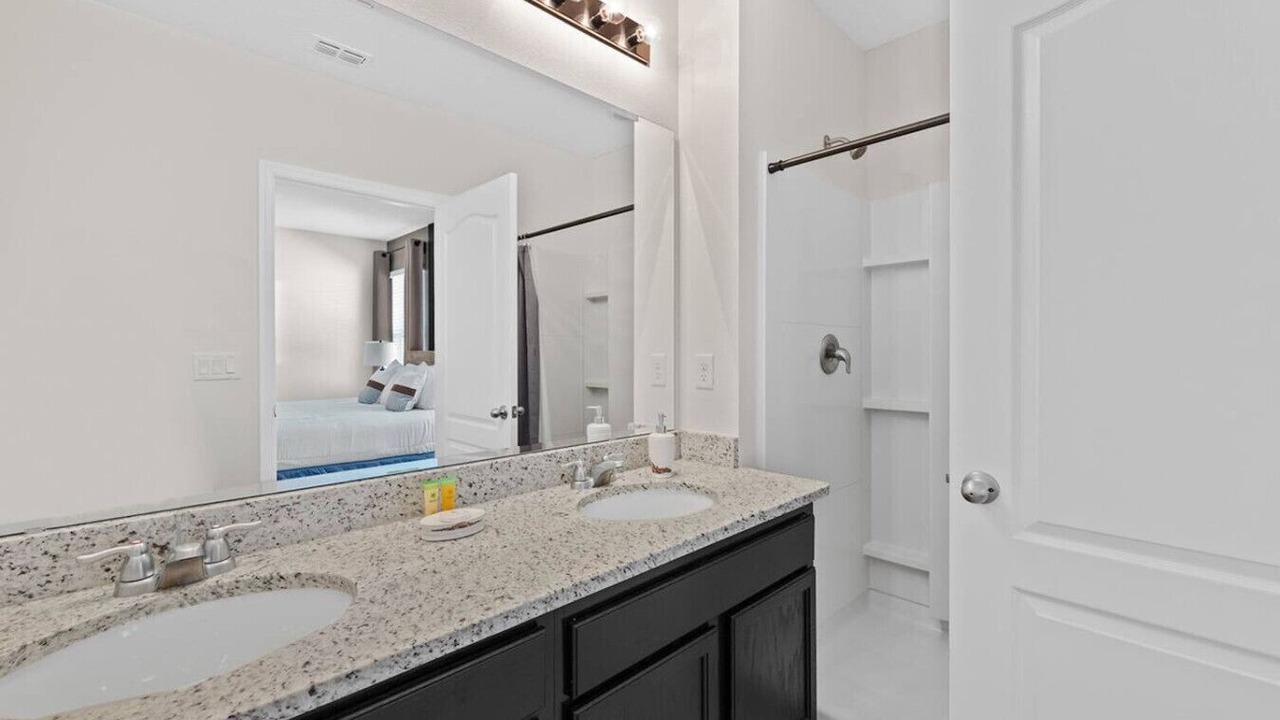 Photo of Bathroom in Loughman