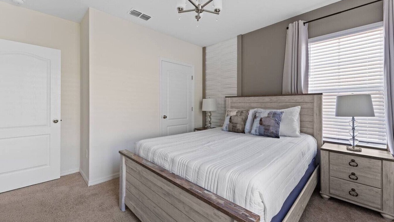 Photo of Bedroom in Loughman