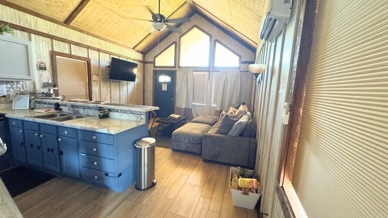 Photo of Bedroom in Groveoak