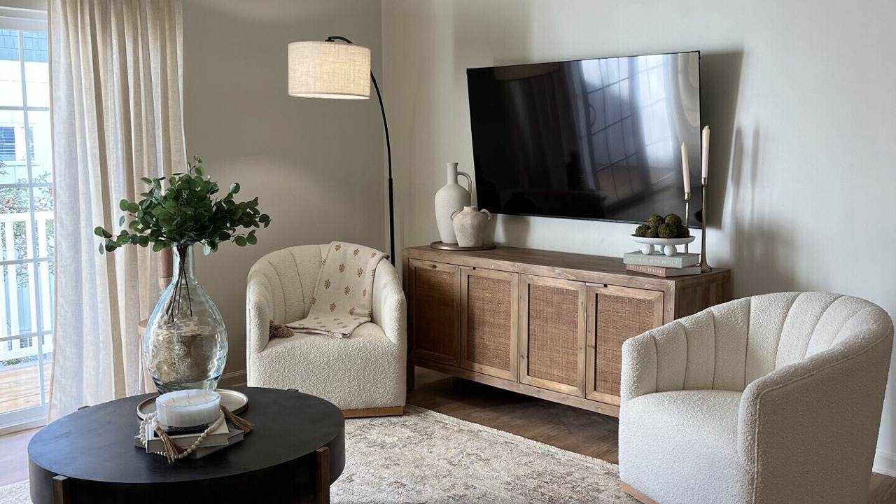 Photo of Livingroom in Starkville