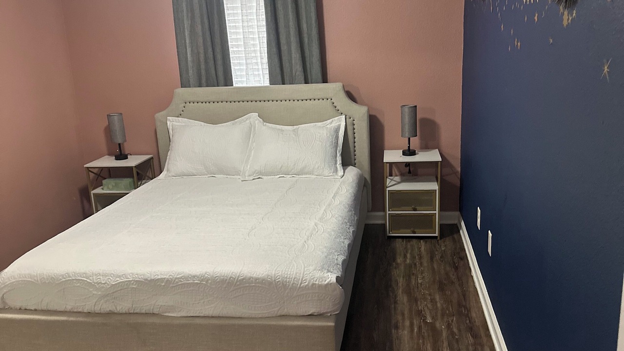 Photo of Bedroom in OakLeaf Plantation