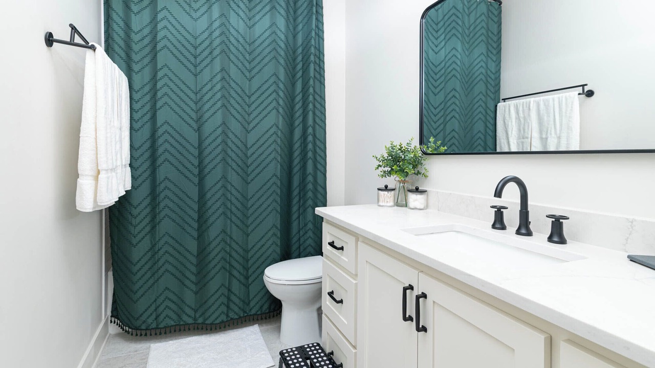 Photo of Bathroom in Dadeville