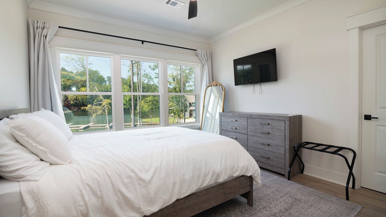 Photo of Bedroom in Dadeville