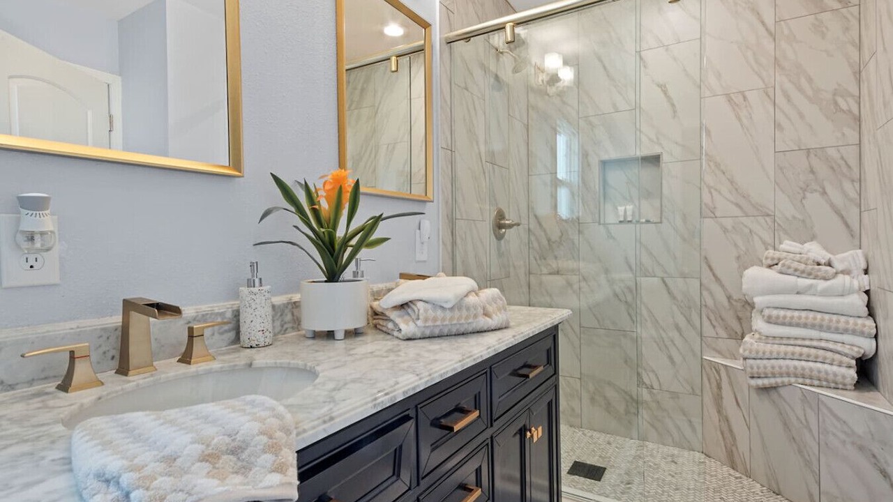 Photo of Bathroom in El Centro Beach
