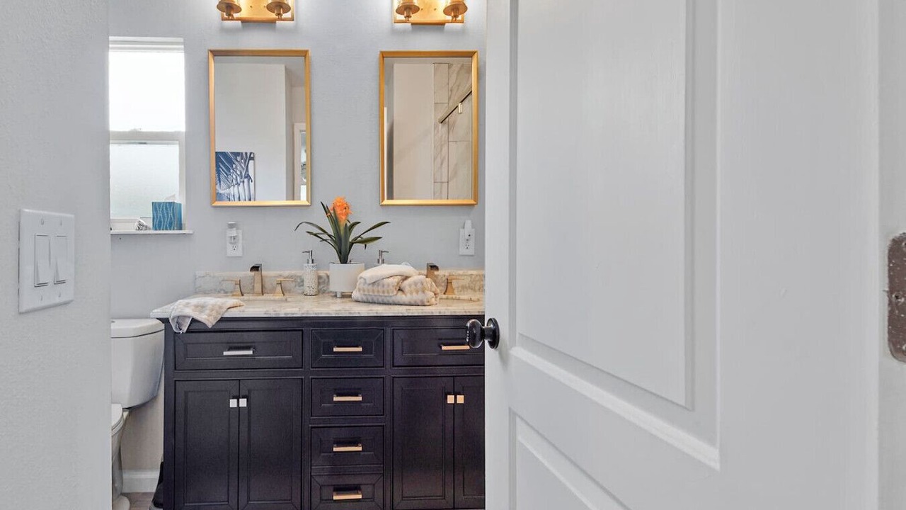 Photo of Bathroom in El Centro Beach