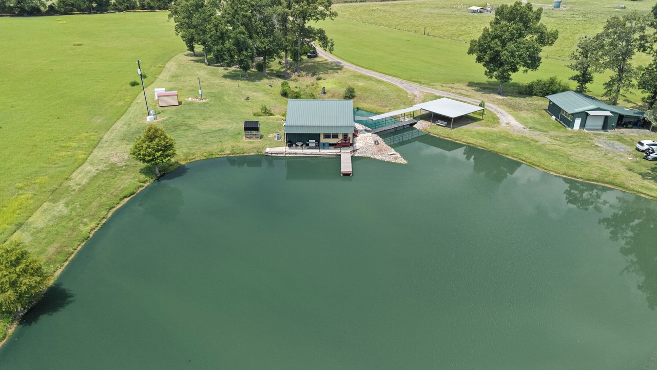 Photo of Outdoor in Carthage
