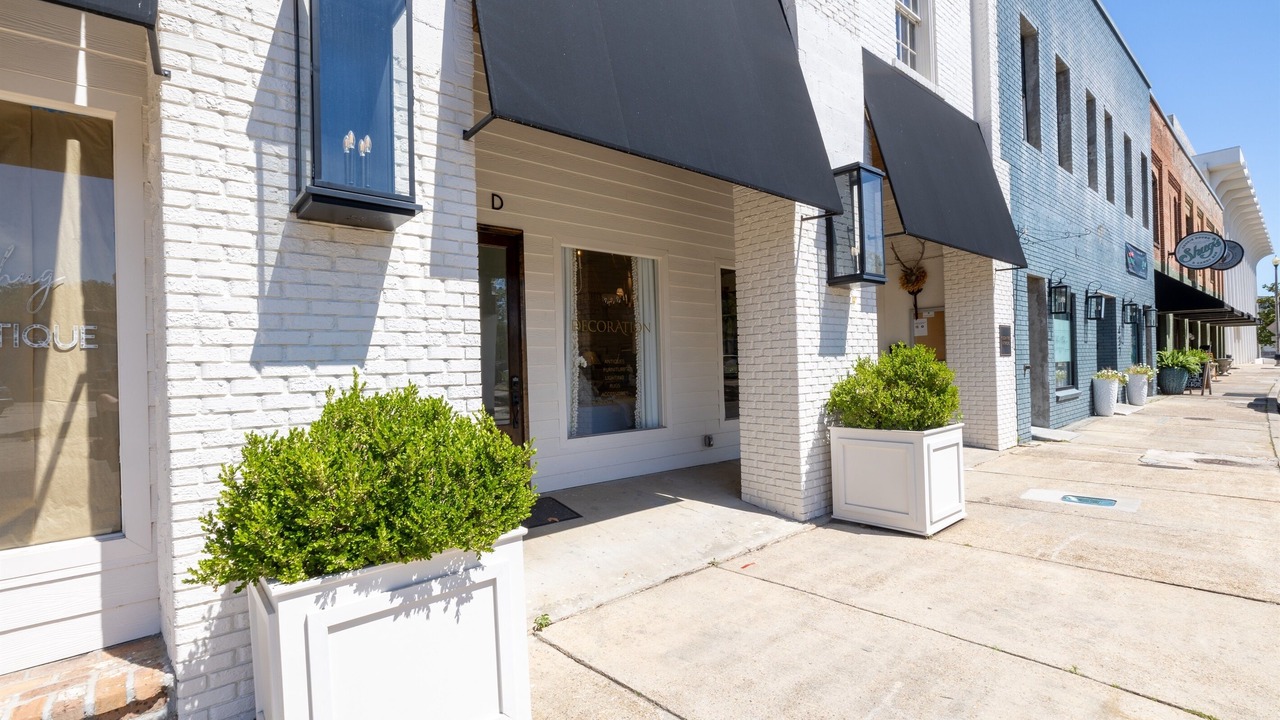 Photo of Outdoor in Laurel