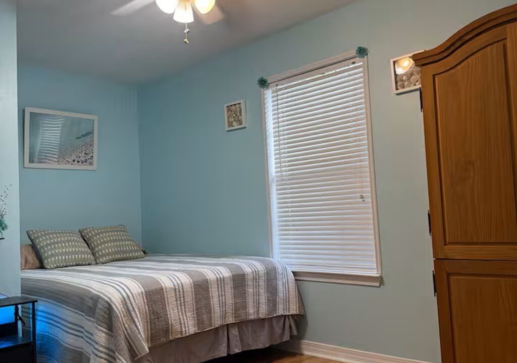 Photo of Bedroom in De Funiak Springs