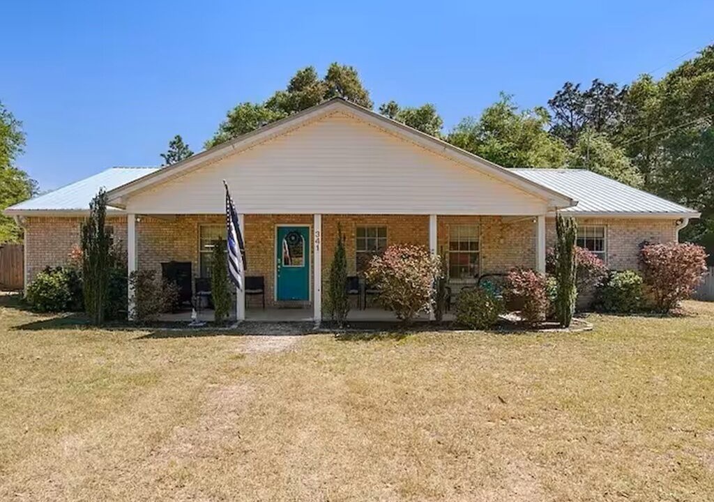 Photo of Outdoor in De Funiak Springs
