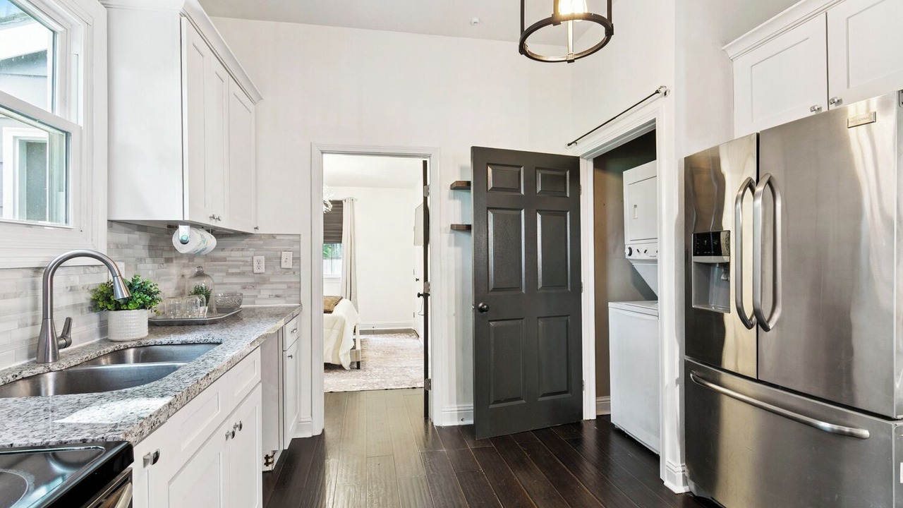 Photo of Kitchen in Desire Area