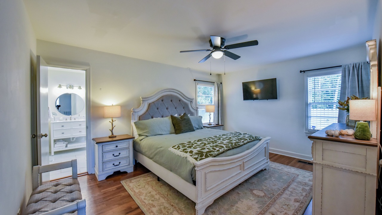 Photo of Bedroom in Tuscaloosa