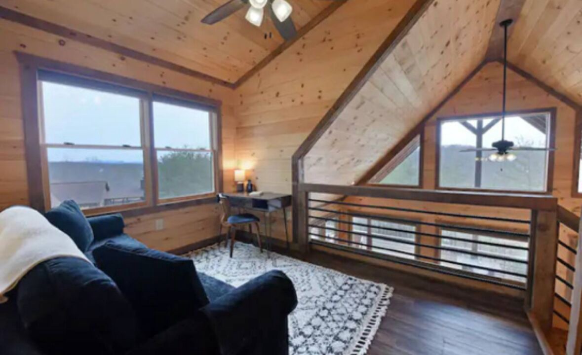 Photo of Livingroom in Blue Ridge