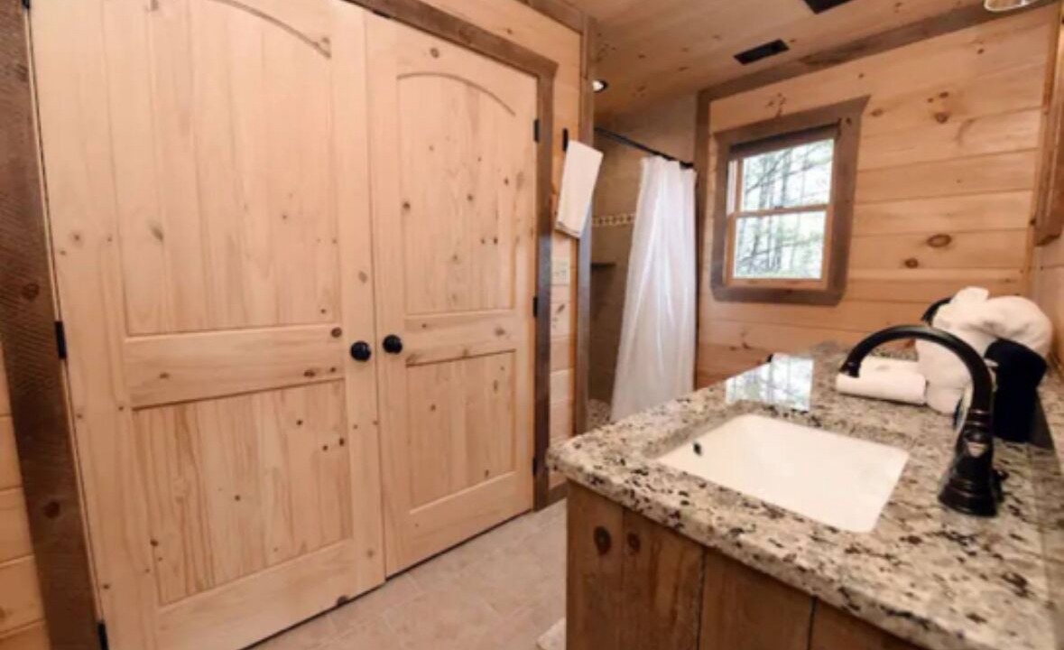 Photo of Bathroom in Blue Ridge