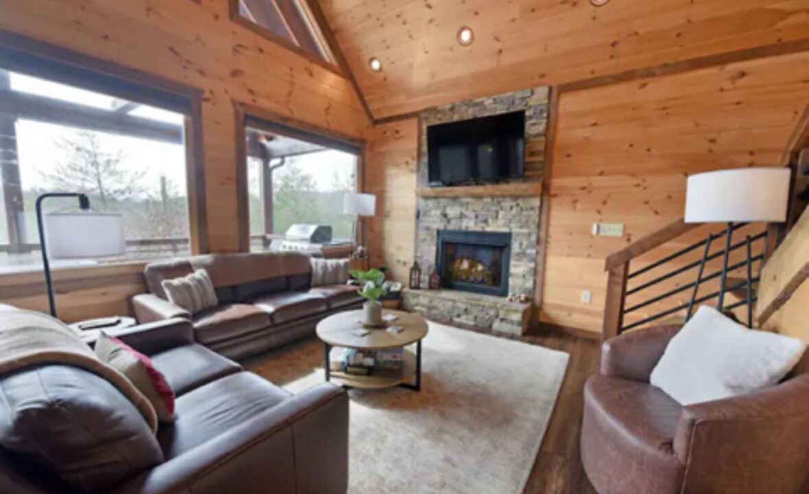 Photo of Livingroom in Blue Ridge