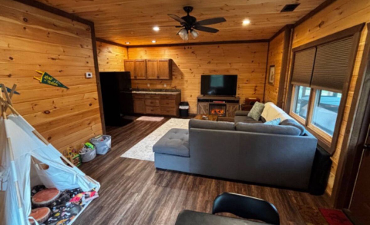 Photo of Livingroom in Blue Ridge