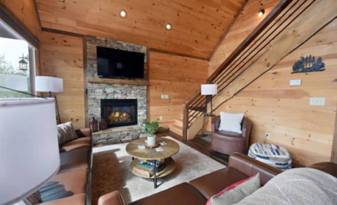 Photo of Livingroom in Blue Ridge