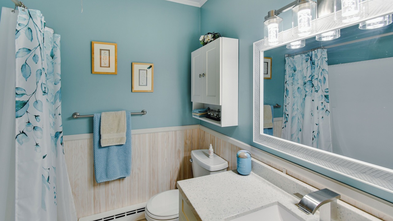Photo of Bathroom in Kalkaska