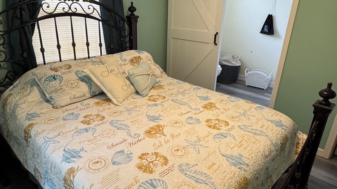 Photo of Bedroom in Gulfport