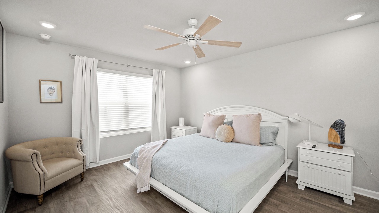 Photo of Bedroom in Foley