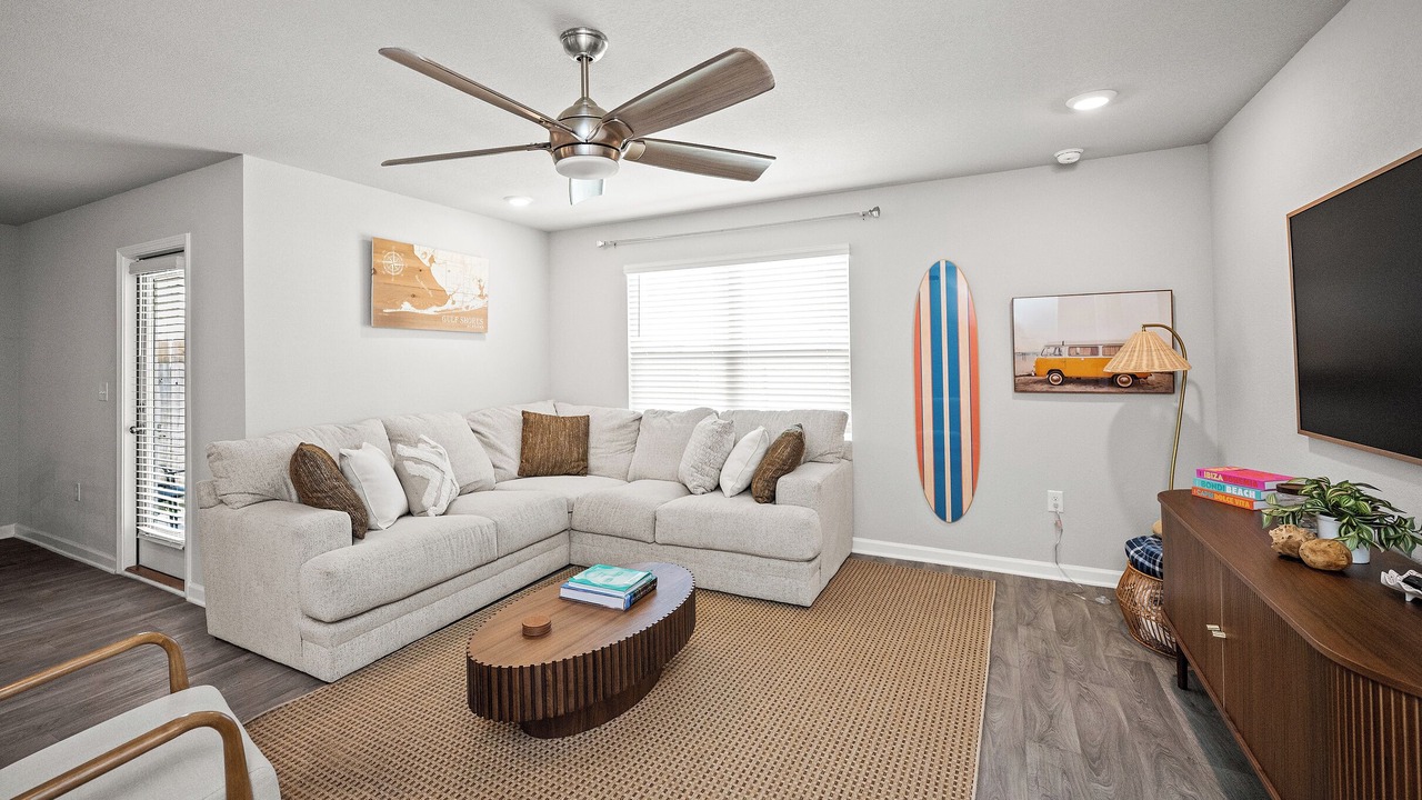 Photo of Livingroom in Foley
