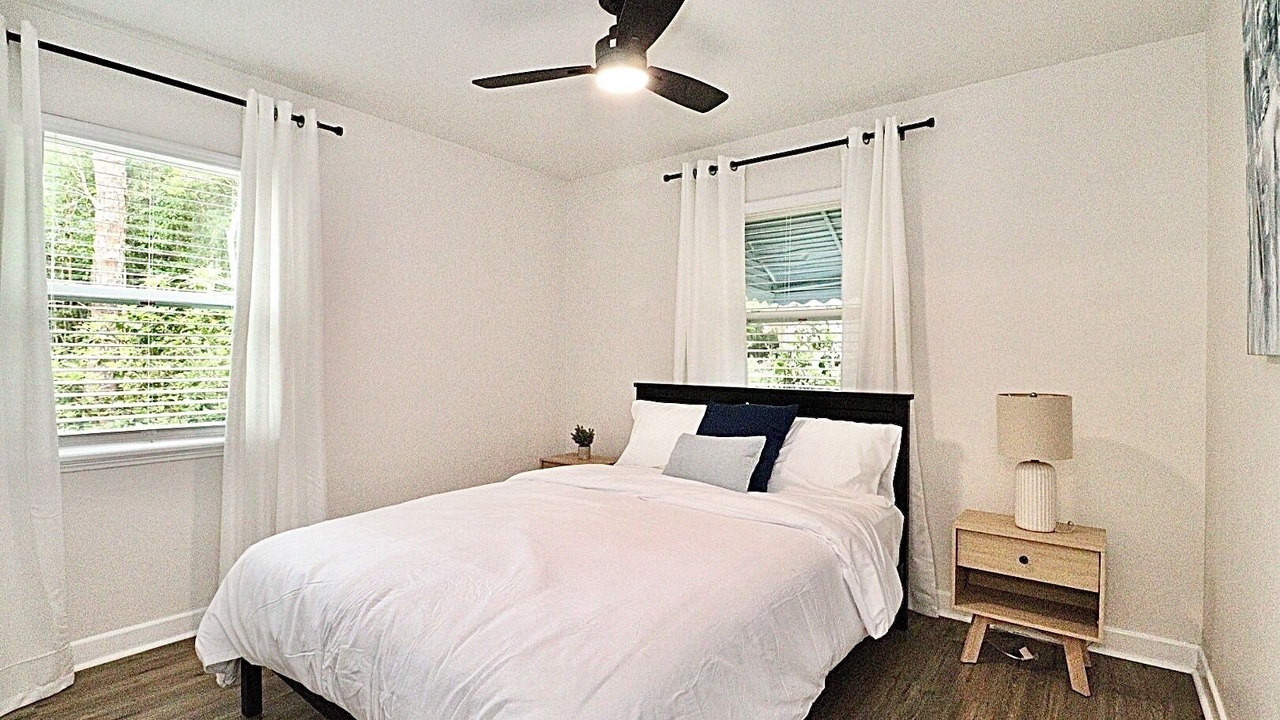 Photo of Bedroom in Valdosta