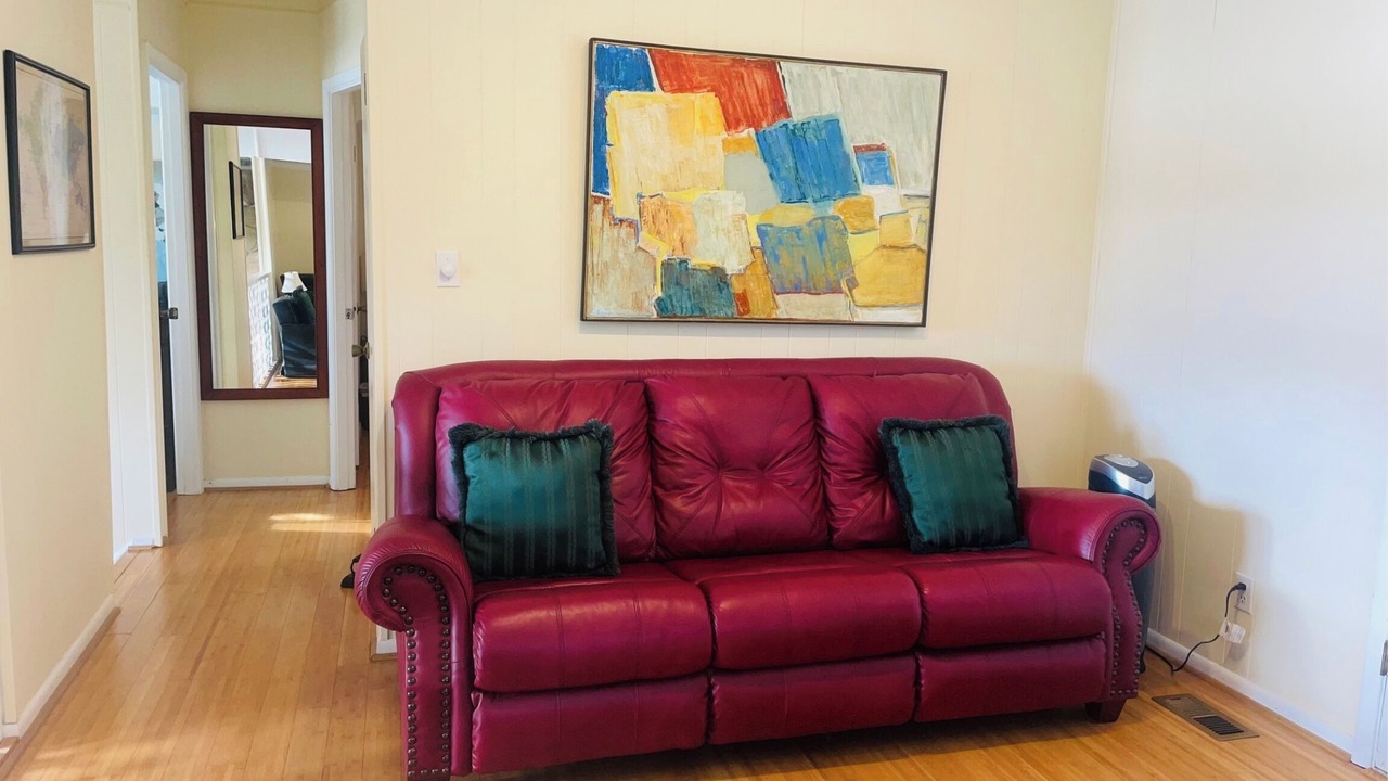 Photo of Livingroom in Eatonton