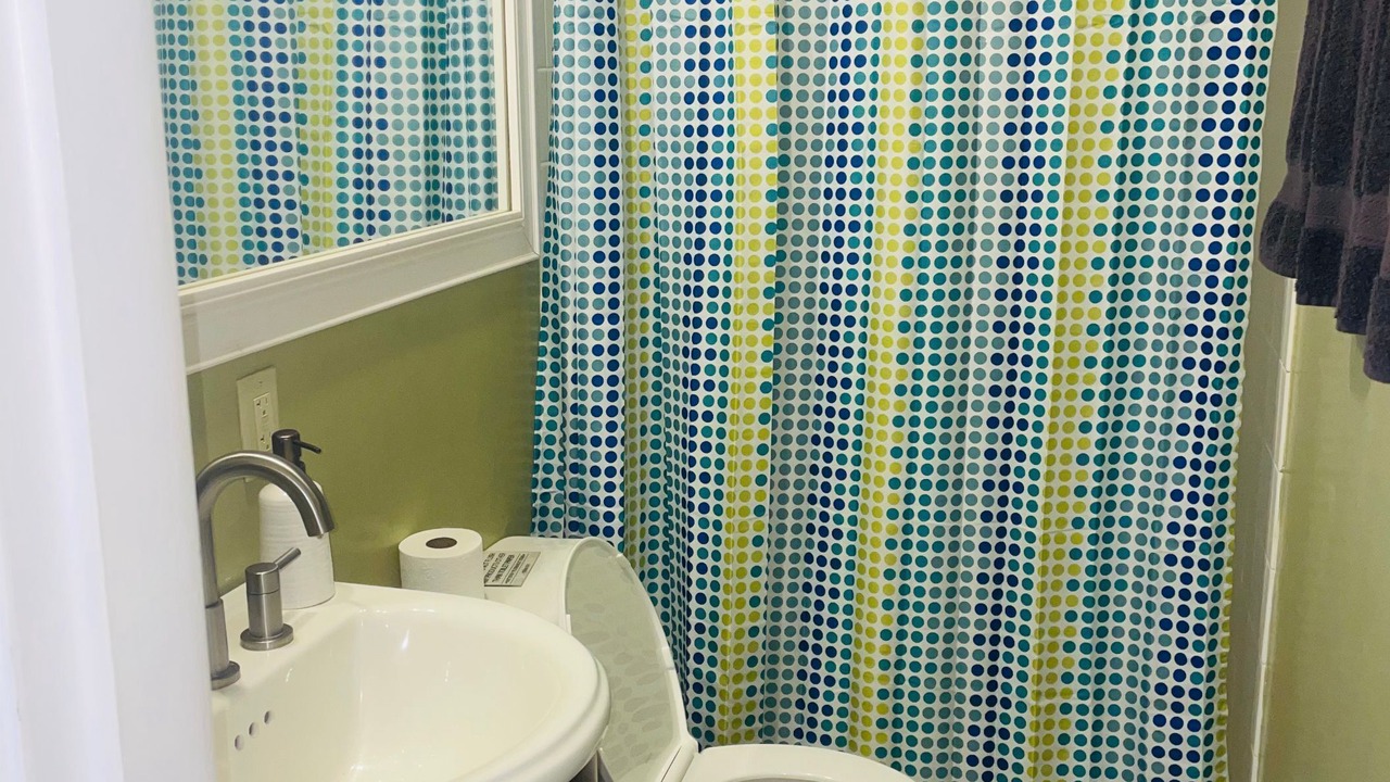 Photo of Bathroom in Eatonton