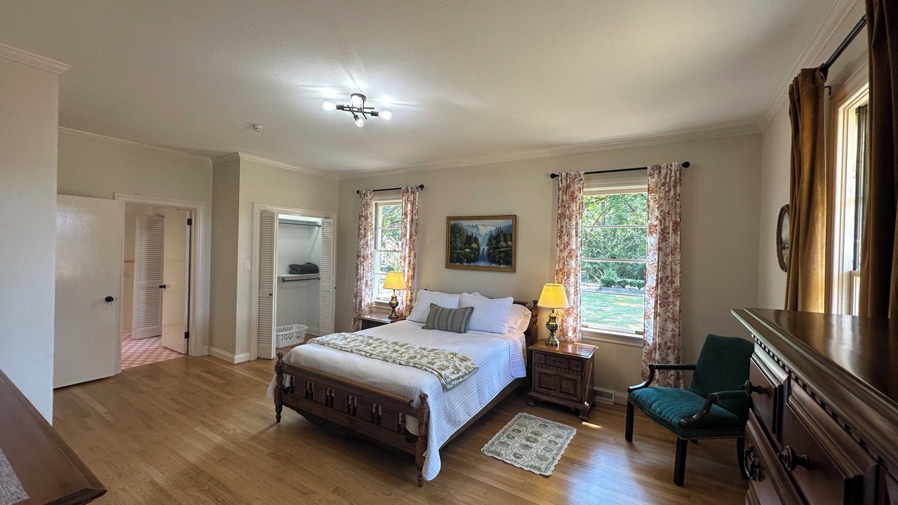 Photo of Bedroom in Summit