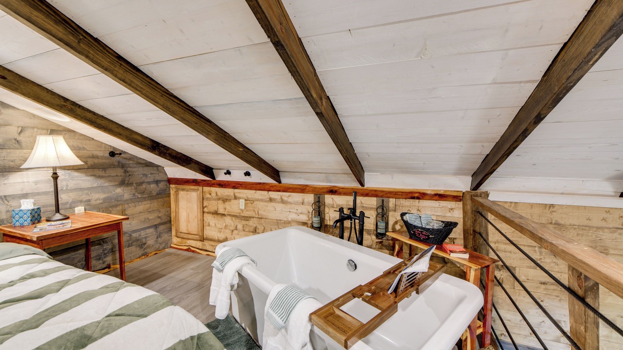 Photo of Bedroom in Abbeville