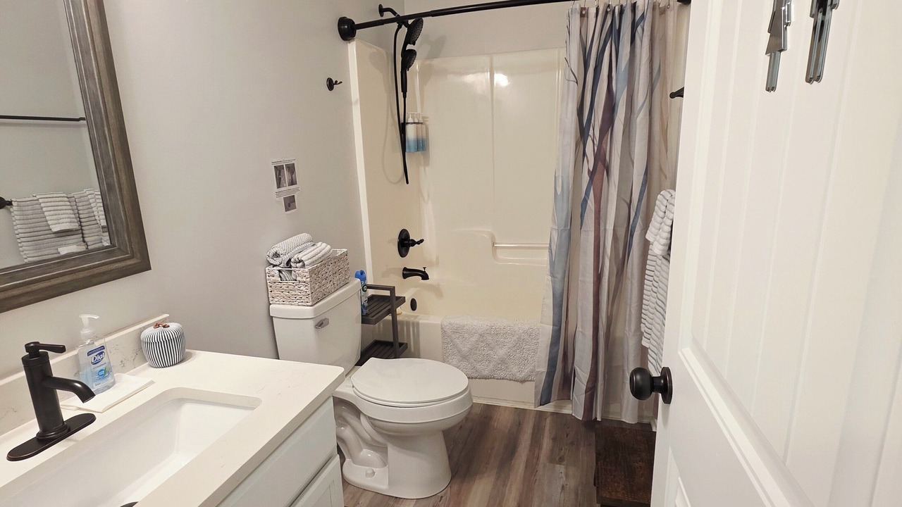 Photo of Bathroom in Phenix City