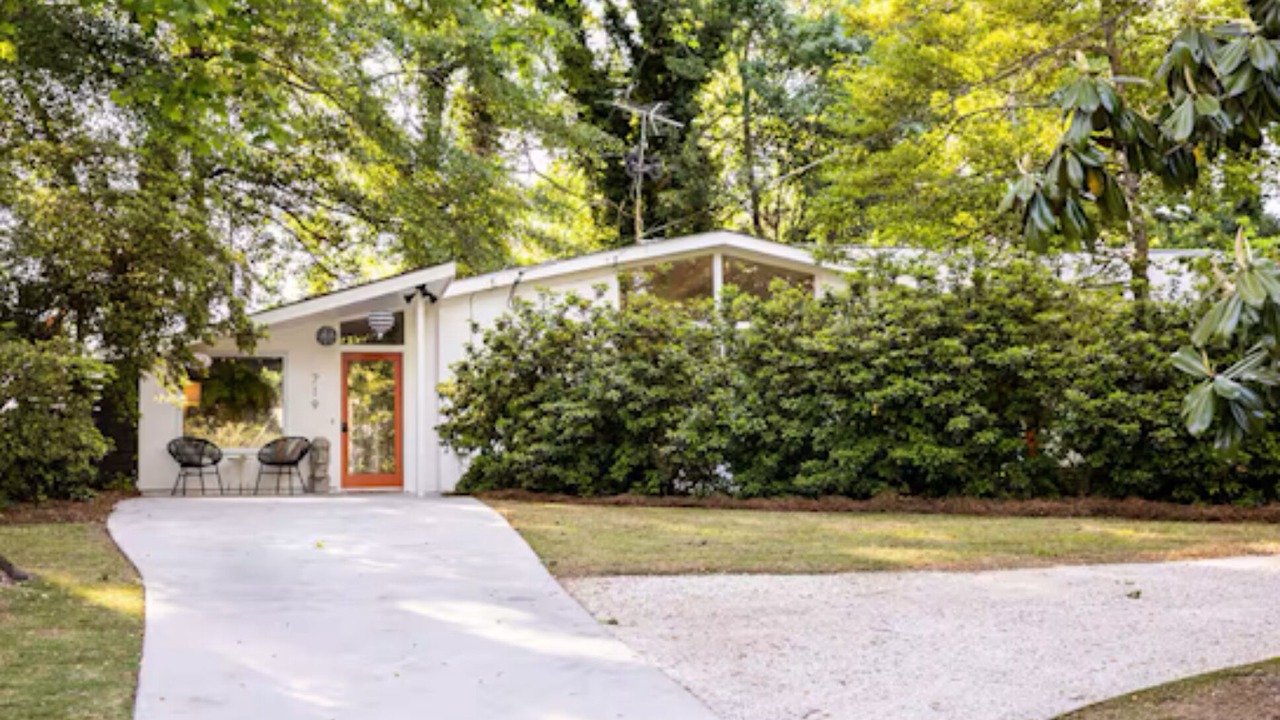 Photo of Outdoor in Auburn