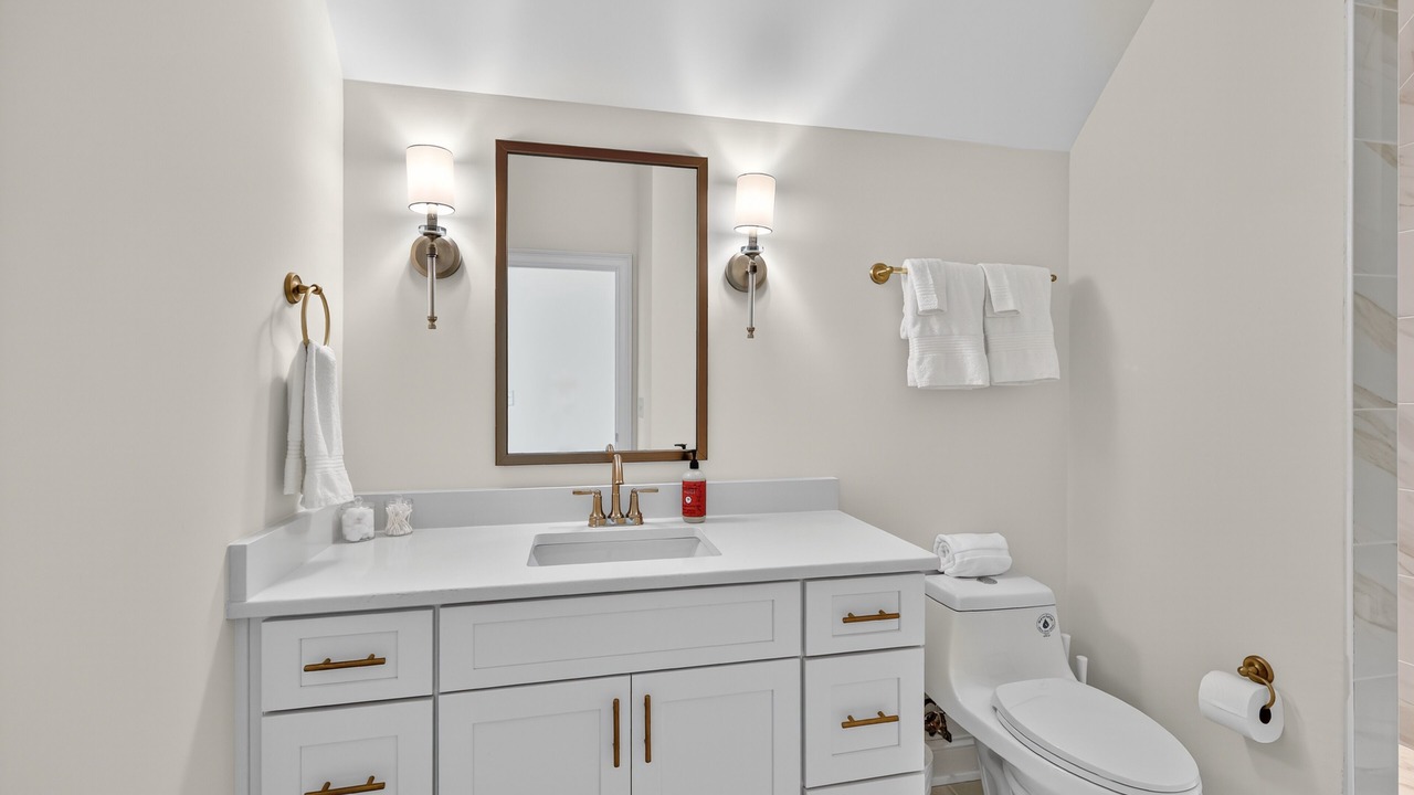 Photo of Bathroom in Auburn