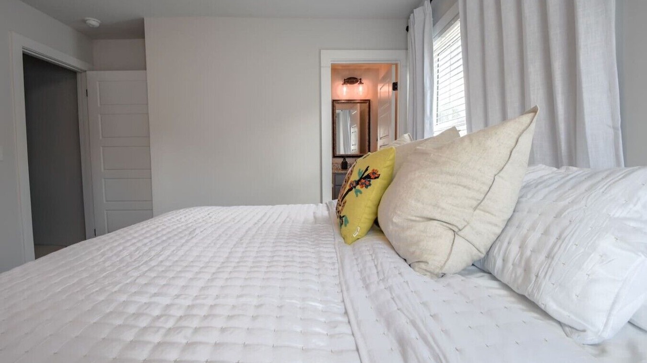 Photo of Bedroom in Pickwood