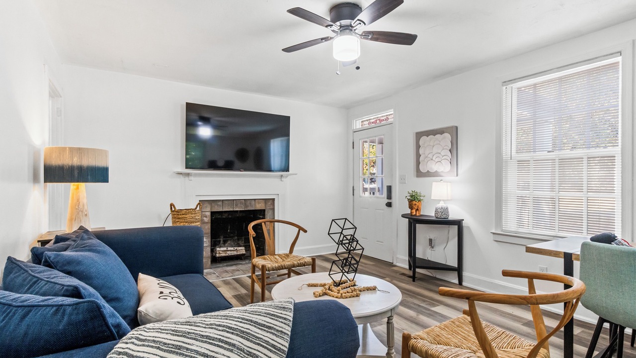 Photo of Livingroom in Tuscaloosa