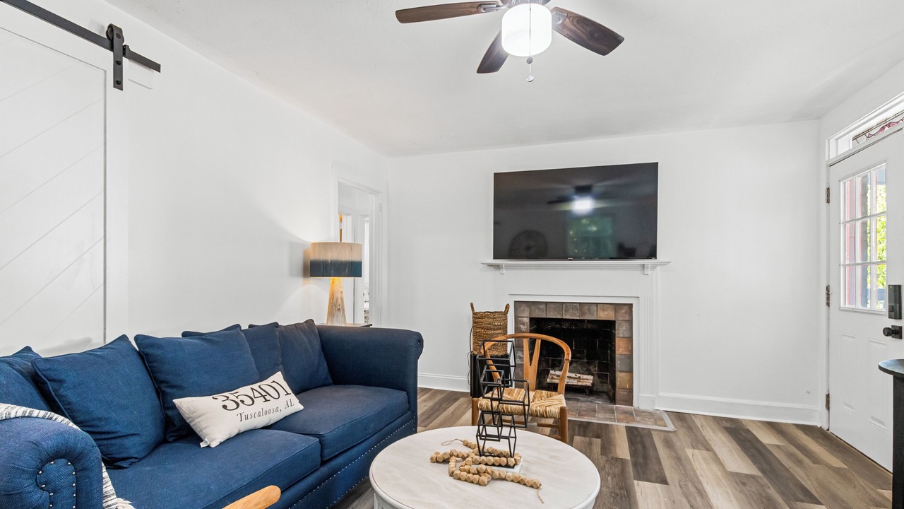 Photo of Livingroom in Tuscaloosa