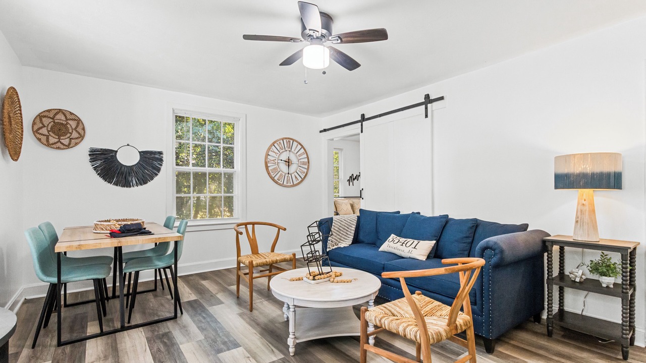 Photo of Livingroom in Tuscaloosa