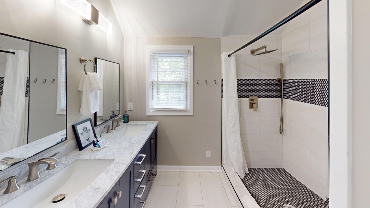 Photo of Bathroom in Atlanta