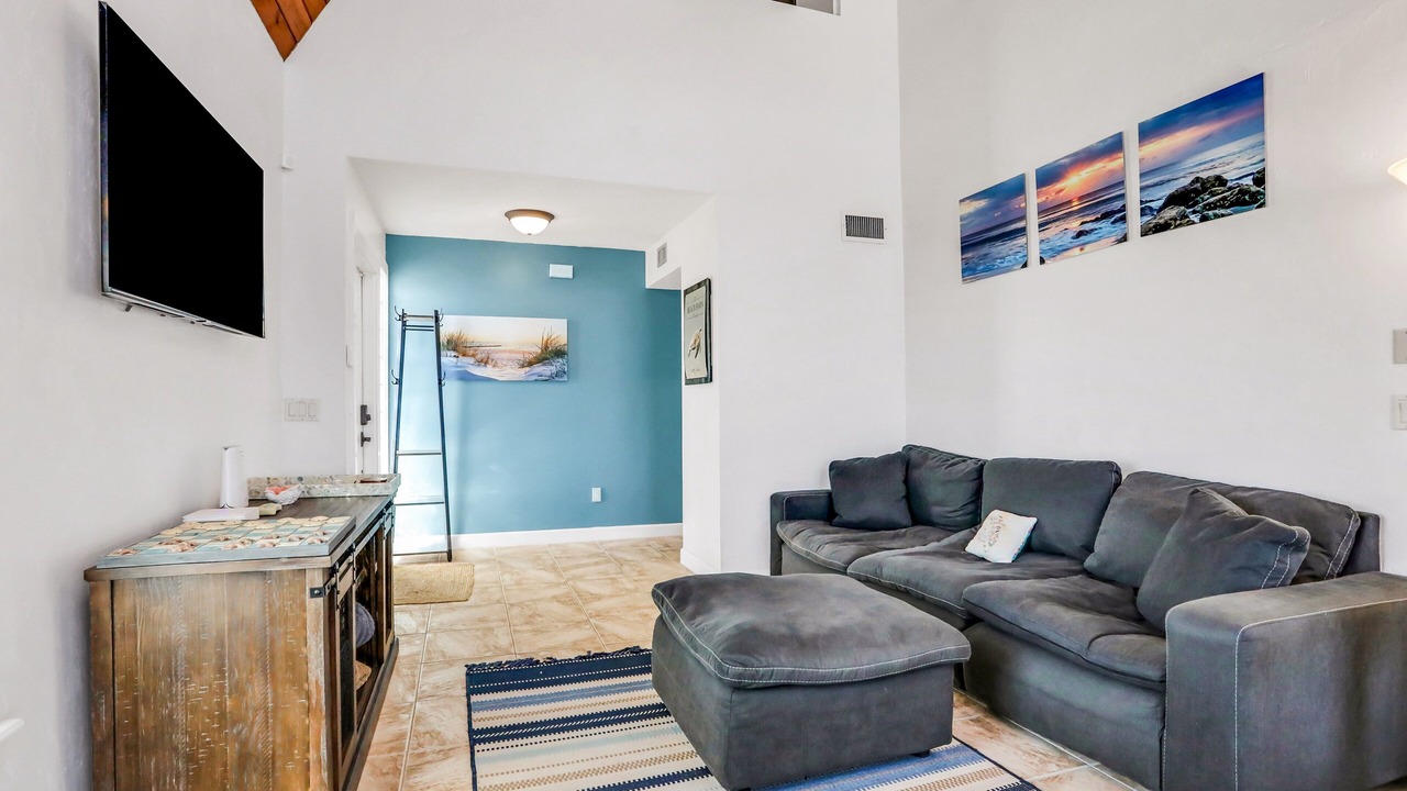 Photo of Livingroom in Painters Hill